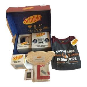 Cutterfly Seinfeld Collectors Bundle Merchandise Gift Box, Medium T-Shirt